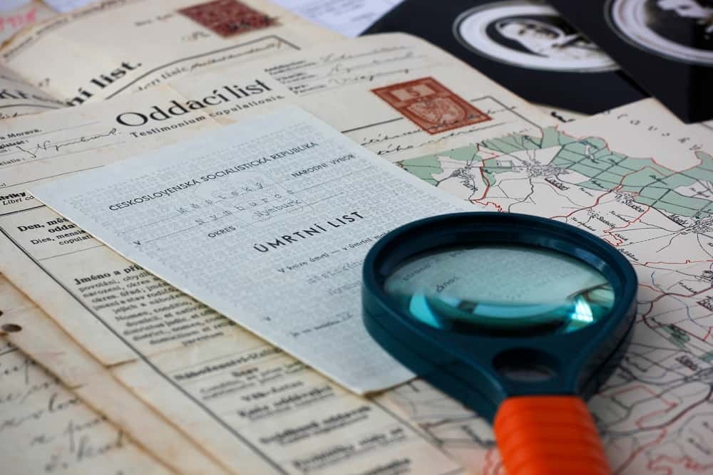 Comment retrouver gratuitement un avis de décès ancien ?